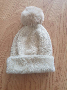 Teddy hat